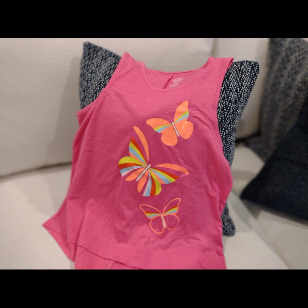 Cute wonder nation shirt.